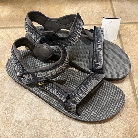 Teva UNIVERSAL TRAIL sandals